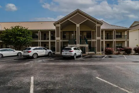 Dog-Friendly Quiet Cove Condo