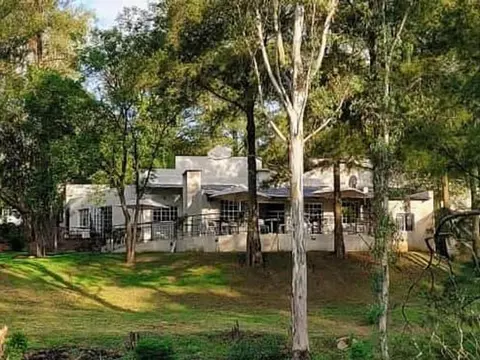 La Moor Country Venue & Eatery
