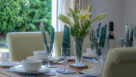 Ragged Staff - 3 Bedroom Holiday Home - Saundersfoot