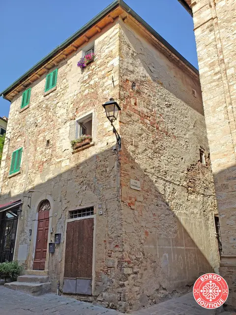 BORGO BOUTIQUE 2 Casa Raffaella Tuscan charm in medieval Suvereto