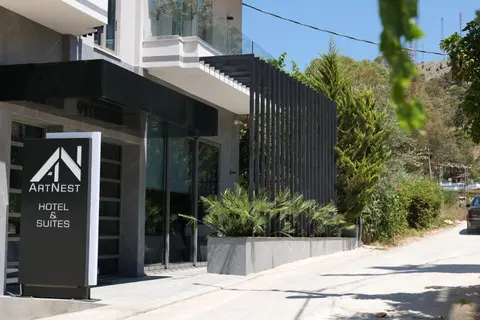 ArtNest Luxury Hotel & Suites