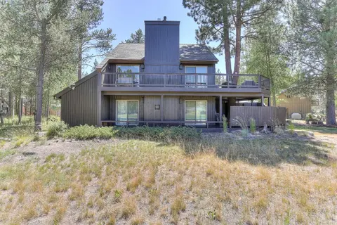 3 Spyglass Home on Meadows Golf Course feature Brand New Hot Tub and Bikes