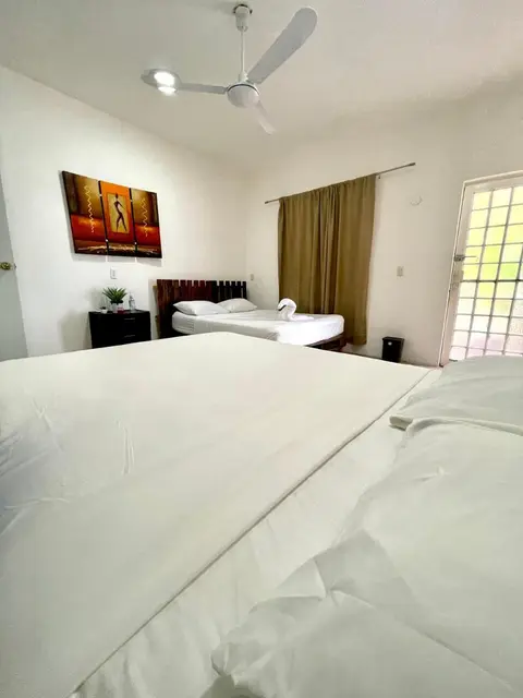 Lagoon House Kinuh