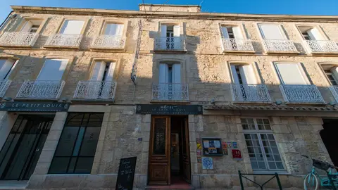 Hotel Saint Louis - Au Coeur des Remparts