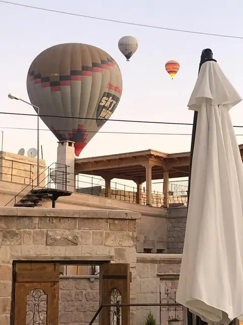 Mosaic Cave Hotel