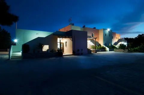 Miraluna Aparthotel