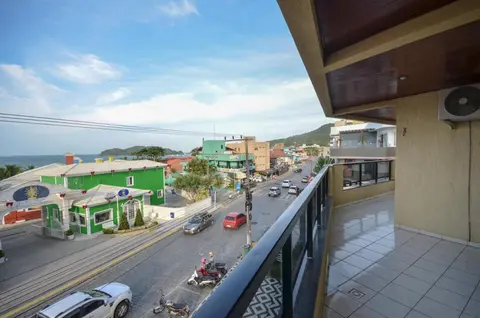 1038 - Apartamento com vista para o mar Bombinhas