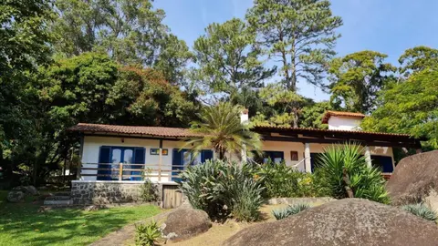 Elephant GuestHouse Beira Mar - Suítes com Café da Manhã