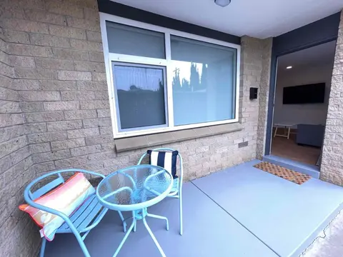 Botanic Racecourse Apartments