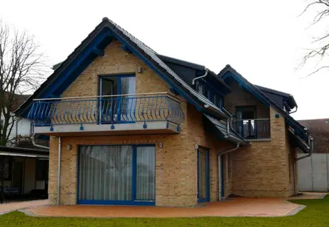 Ferienhaus direkt an See & Strand
