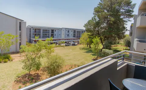 Comfy 2bed 2bath in a Secure golf estate WIFI