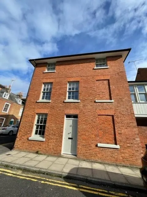 The Canterbury Town House