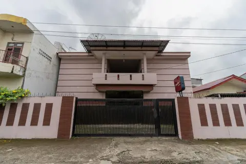 Vandolia Guest House Medan RedPartner
