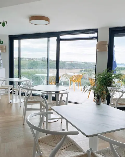 Porth Beach Hotel