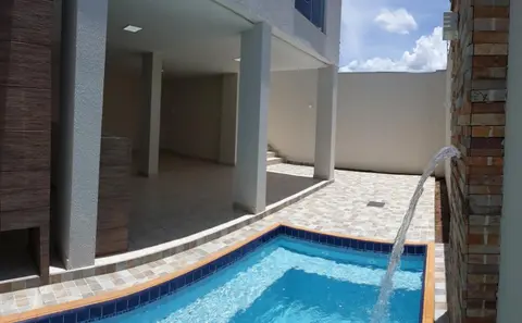 Apto inteiro Seguro e Confortável com piscina