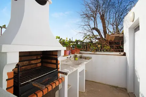 Adelino Guest House