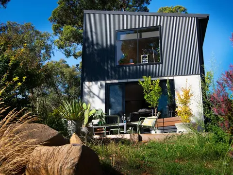 Retreat 34a- stunning views and meticulous design