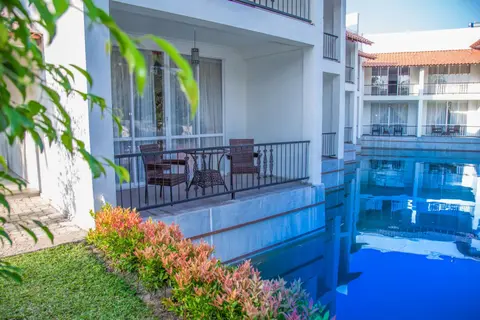 The Covanro Airport Hotel - Katunayake