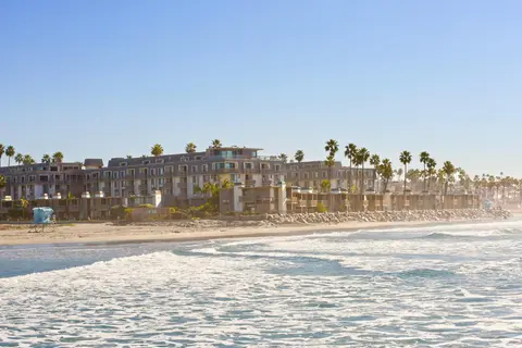 G32 - Harbor Cottage - On-the-Sand
