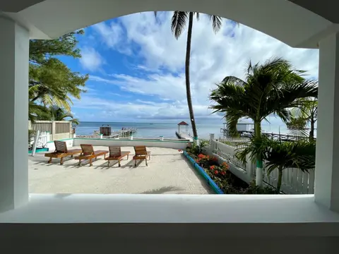 Belizian Reef Suites