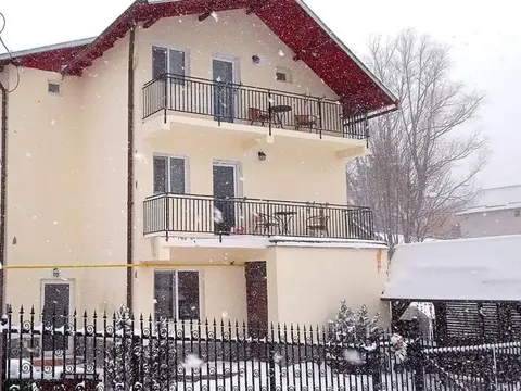 Casa Zura