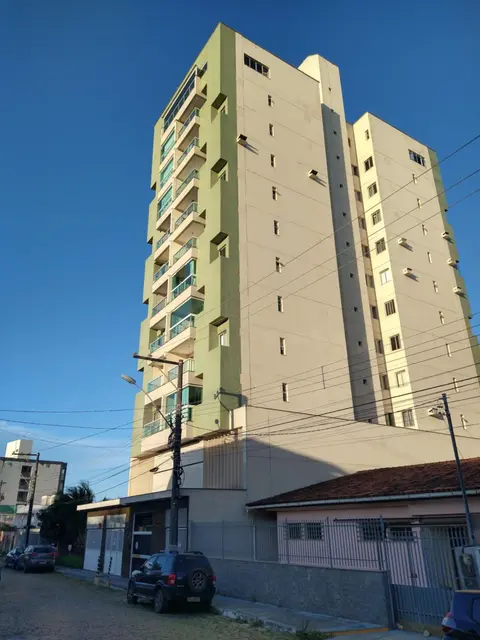 Sossego no Centro e vista para o Mar