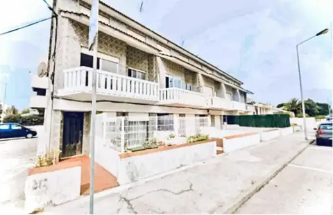 Beach Lovers Surf House - Aveiro - Praia da Barra