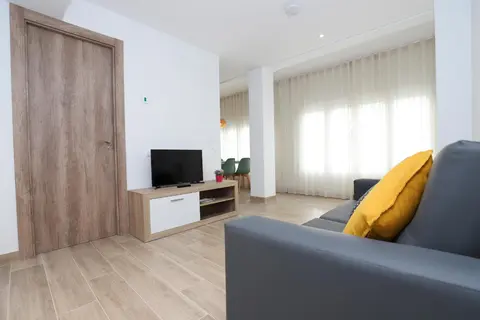 APARTAMENTS AGNETA - Rem