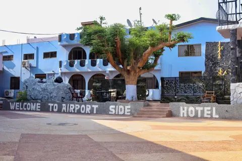 Airport Side Hotel
