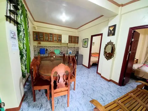 Elle's place