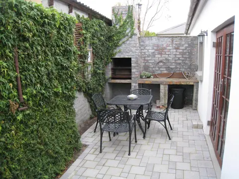 Apple Cottages