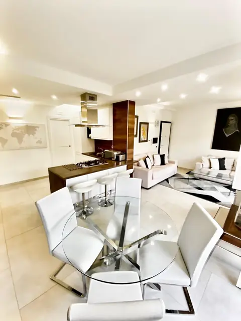 Mottola Apartment