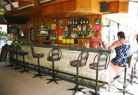 Özay Apart Otel