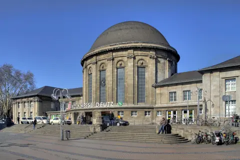 Hotel Alt Deutz City-Messe-Arena KONTAKTLOSER SELF CHECK-IN