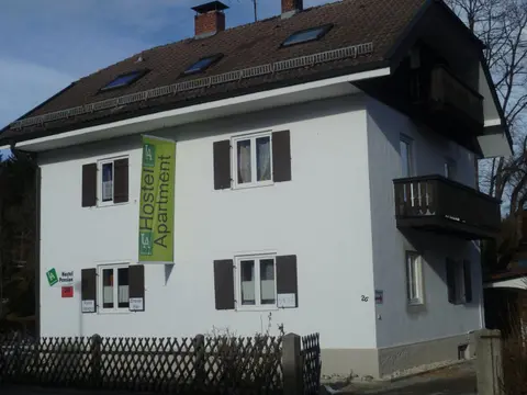 LA Boutique House
