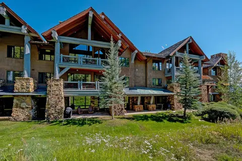 205 Bear Paw Lodge