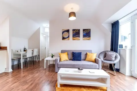 The Coach House - by TJ Serviced Property