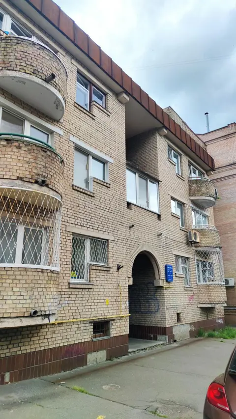 KyivStay Pochaynynska Apartment