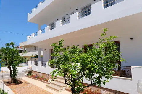 Lux Apartments