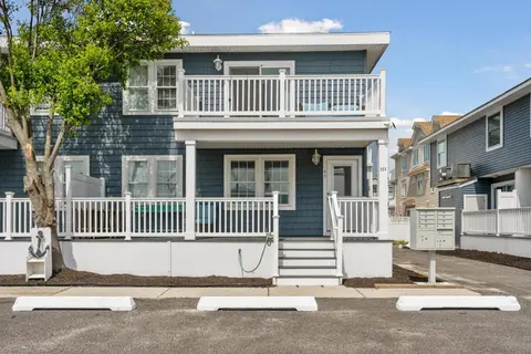 Beach Block Parking Modern Decor Porch