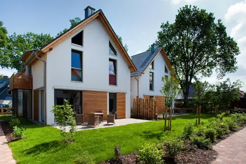 Wellness-FeWo "Seidelbast" mit Sauna & Kamin