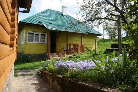 Садиба під Гострою