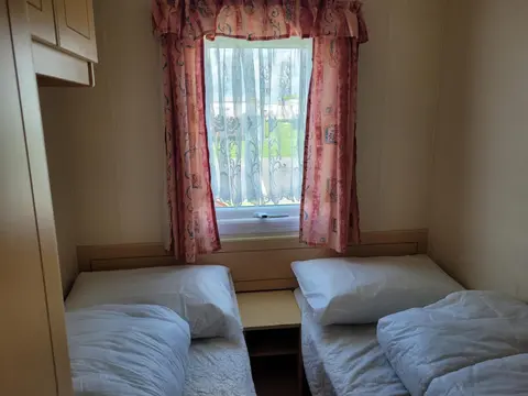 6 Berth on The Chase (Sahara III)