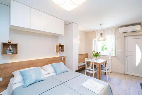 Studio apartment Lapad
