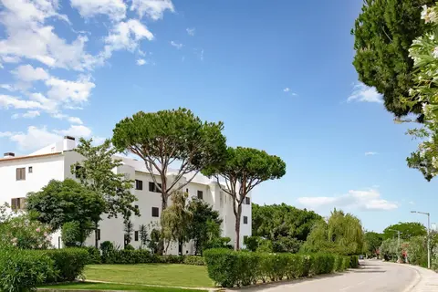 Mouramar One bedroom apartment, with pool