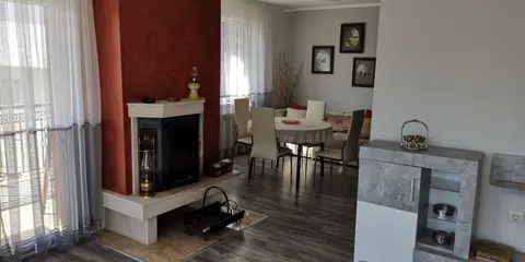 Апартамент При Рени