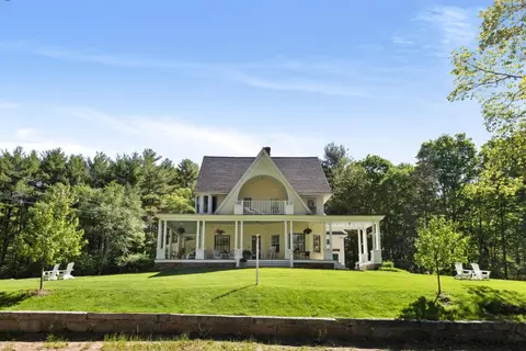 Noble House Inn
