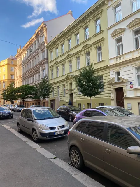 Designed apartment next to Vaclav square with terrace and private garage