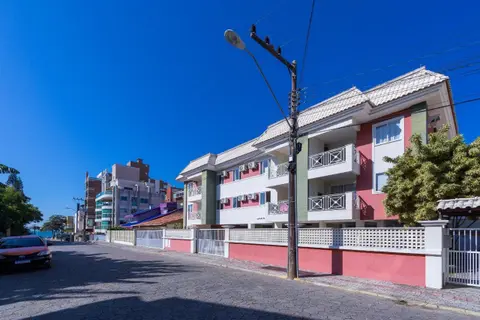 Porto Canoas 203 - 2 Bedrooms - 2 Parking Spaces | Bombas Beach