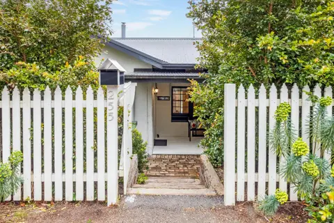 Sunshine Cottage